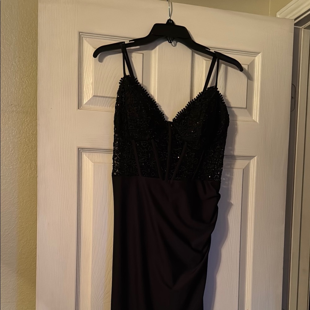 Elegant Black Dress